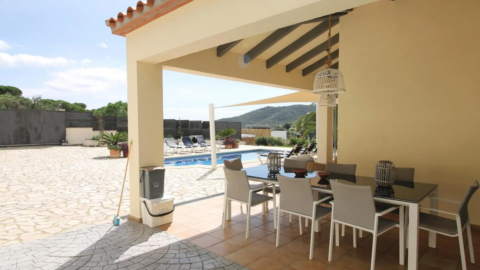Villa Rosa カロンジェ 0*,  スペイン