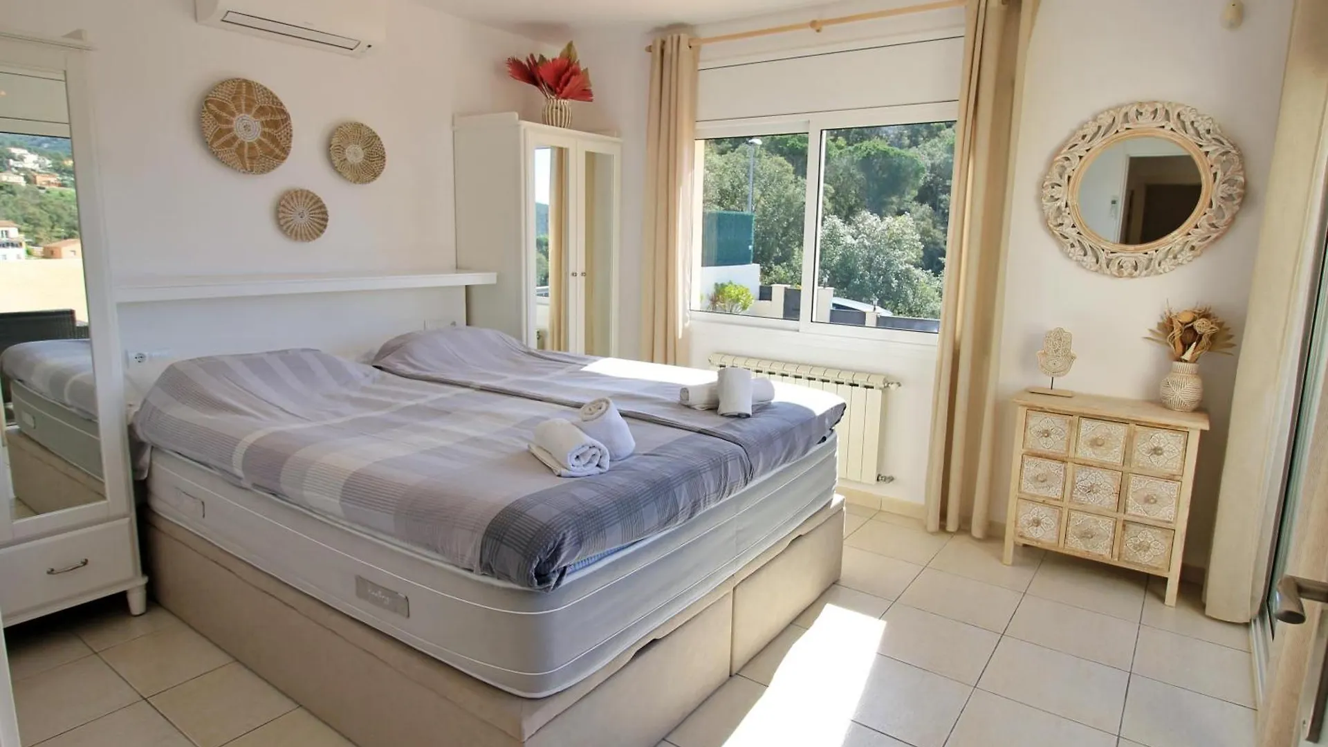 別荘 Villa Rosa カロンジェ スペイン